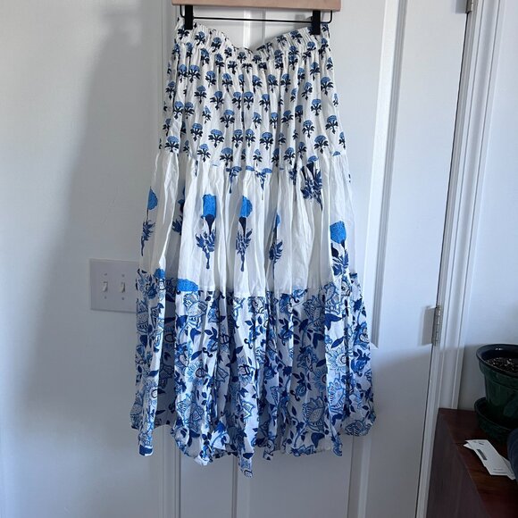 NWOT Mary Marshmellow Floral Printed Tiered Midi Skirt - Picture 2 of 6